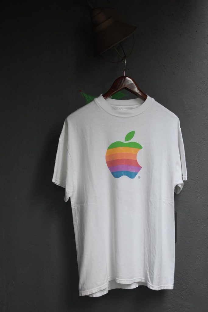 VINTAGE T-SHIRT / ヴィンテージティ－シャツ 】 “Apple社” Tシャツ